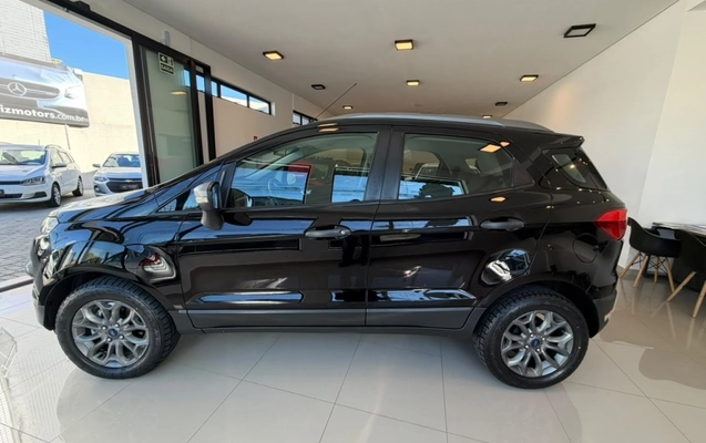 imagem-https://www.socarrao.com.br/sc-vehicle-images-prod/3587628/1788355716768-8_084442.jpg