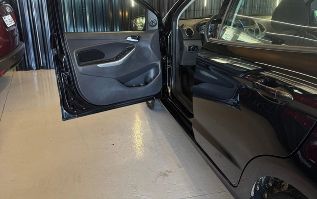imagem-https://www.socarrao.com.br/sc-vehicle-images-prod/3587663/1789758984784-gb-ec26d8f.jpeg