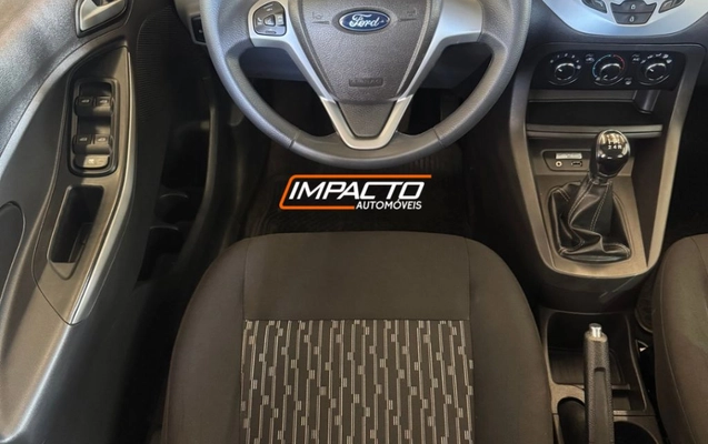 imagem-https://www.socarrao.com.br/sc-vehicle-images-prod/3587663/1789758984791-gb-5b713cd.jpeg