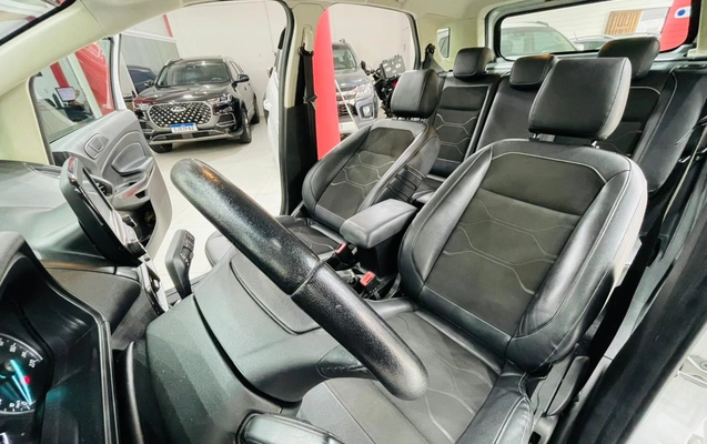 imagem-https://www.socarrao.com.br/sc-vehicle-images-prod/3587741/1788356916520-003_f3e84affd817015700367c4a39c3f455.jpeg