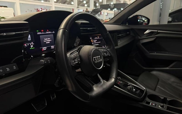 imagem-https://www.socarrao.com.br/sc-vehicle-images-prod/3587862/1789239519827-8433393_12_B_696b1f10f0.jpeg