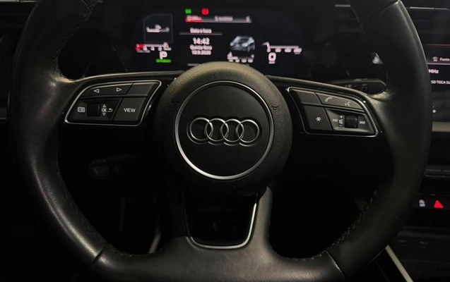 imagem-https://www.socarrao.com.br/sc-vehicle-images-prod/3587862/1789239519836-8433393_8_B_971fe5b94a.jpeg