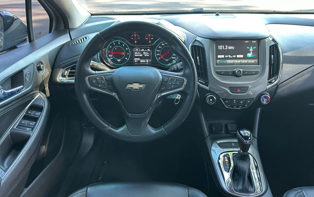 imagem-https://www.socarrao.com.br/sc-vehicle-images-prod/3587927/1788357240214-4_105328.jpg