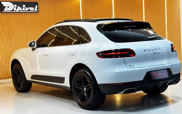 imagem-https://www.socarrao.com.br/sc-vehicle-images-prod/3587984/1789139756874-8361808_6_B_363abf1dd2.jpeg