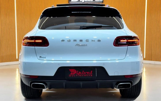 imagem-https://www.socarrao.com.br/sc-vehicle-images-prod/3587984/1789139756875-8361808_7_B_f4d9d98b63.jpeg