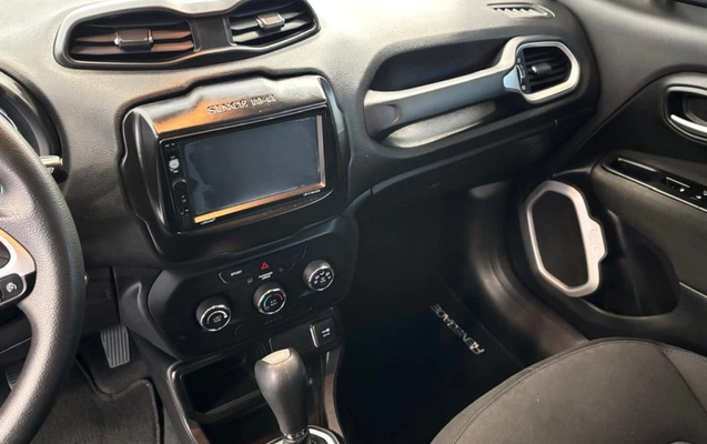 imagem-https://www.socarrao.com.br/sc-vehicle-images-prod/3588014/1789569569153-vehicle_image_1789569504_d62bc18f8f698b7574aae277d5b0a20d.jpeg