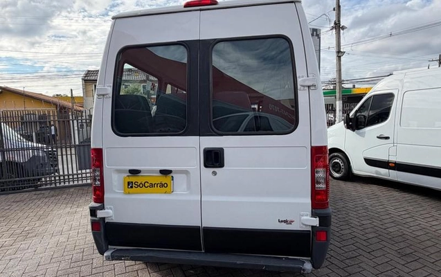 imagem-https://www.socarrao.com.br/sc-vehicle-images-prod/3588022/1788357467650-8243273_7_B_947f1a964f.jpeg