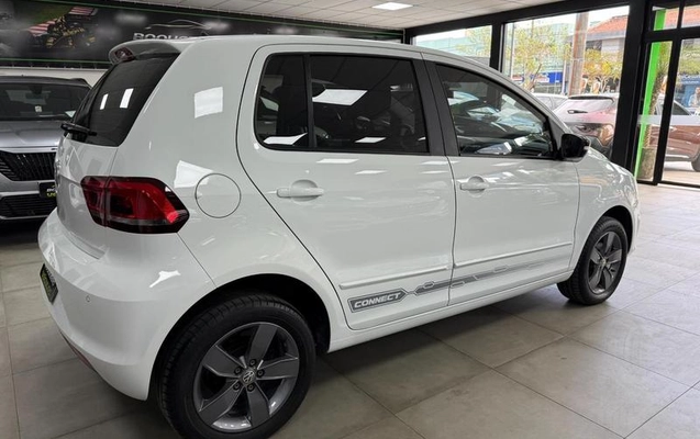 imagem-https://www.socarrao.com.br/sc-vehicle-images-prod/3588132/1788886102207-8378389_5_B_3900464c85.jpeg