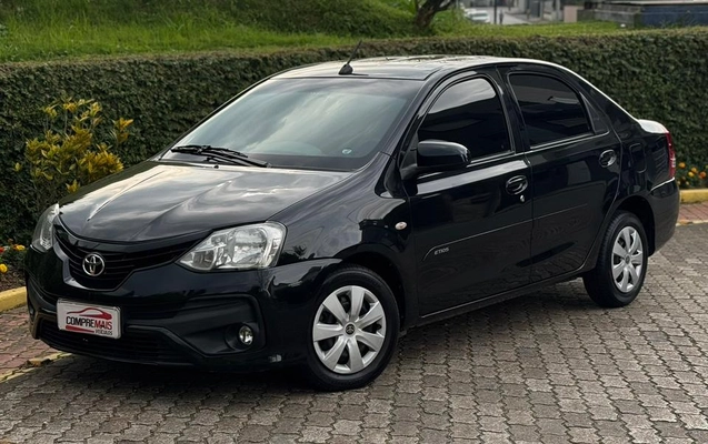 imagem-https://www.socarrao.com.br/sc-vehicle-images-prod/3588384/1788358317163-003_132151bb3654856811dd21503af0de2e.jpeg