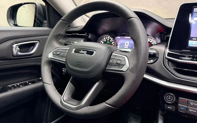 imagem-https://www.socarrao.com.br/sc-vehicle-images-prod/3588387/1789737988969-20736587-f026-4e81-af97-2cba74506920.jpg