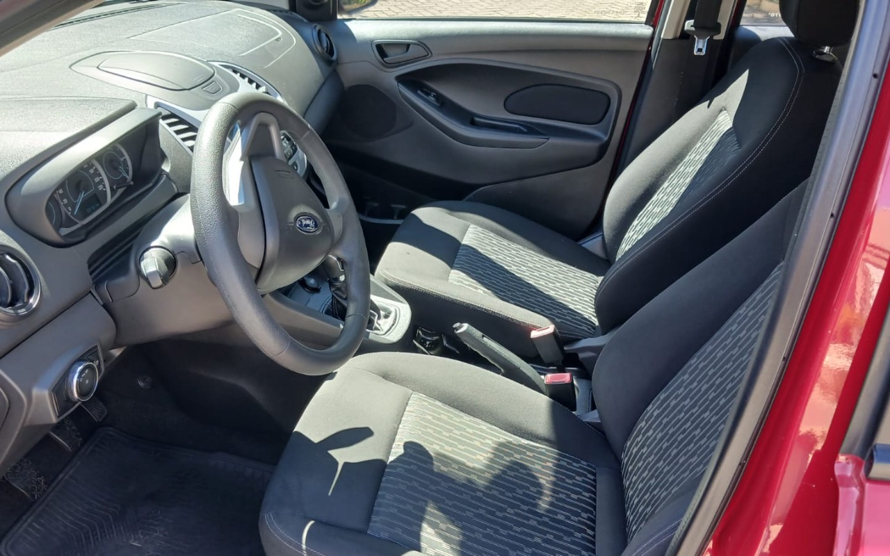imagem-https://www.socarrao.com.br/sc-vehicle-images-prod/3588970/1788360108618-V2hhdHNBcHAgSW1hZ2UgMjAyNi0wOS0wMiBhdCAxMS4zMy4zOSAoMikuanBlZw.jpeg