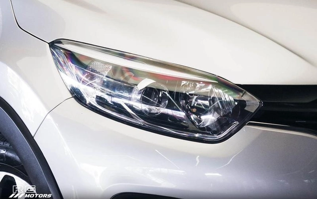 imagem-https://www.socarrao.com.br/sc-vehicle-images-prod/3589014/1788359537198-8391835_13_B_978aed58d6.jpeg