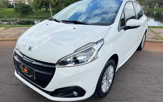 imagem-https://www.socarrao.com.br/sc-vehicle-images-prod/3589055/1788359583180-V2hhdHNBcHAgSW1hZ2UgMjAyNi0wOS0wMiBhdCAxMC41NC41My5qcGVn.jpeg