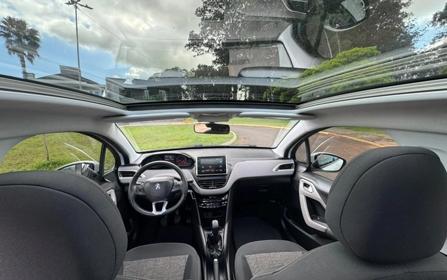 imagem-https://www.socarrao.com.br/sc-vehicle-images-prod/3589055/1788359583594-V2hhdHNBcHAgSW1hZ2UgMjAyNi0wOS0wMiBhdCAxMC41NC41NSAoMykuanBlZw.jpeg