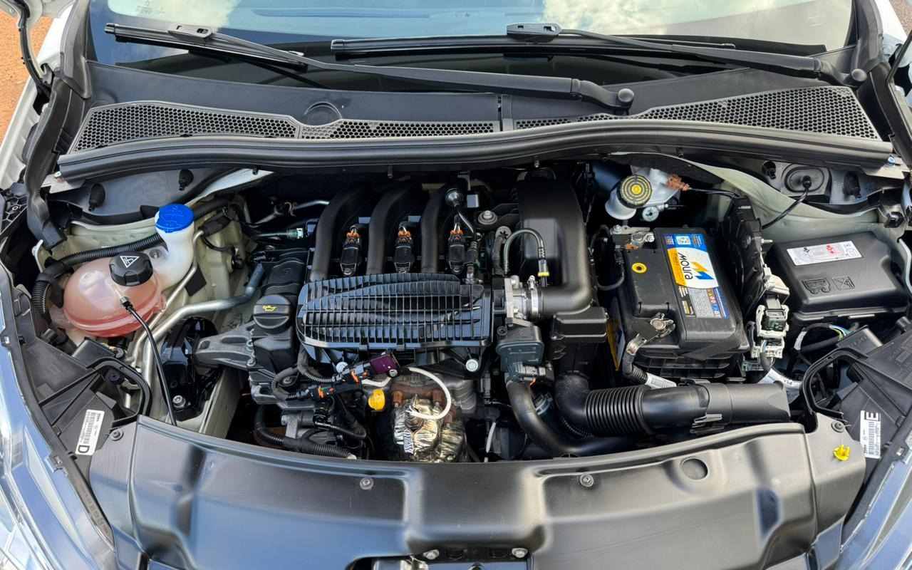 imagem-https://www.socarrao.com.br/sc-vehicle-images-prod/3589055/1788359583808-V2hhdHNBcHAgSW1hZ2UgMjAyNi0wOS0wMiBhdCAxMC41NC41NyAoNCkuanBlZw.jpeg