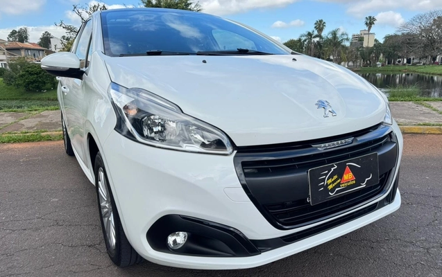 imagem-https://www.socarrao.com.br/sc-vehicle-images-prod/3589055/1788359584413-V2hhdHNBcHAgSW1hZ2UgMjAyNi0wOS0wMiBhdCAxMC41NC41Ni5qcGVn.jpeg