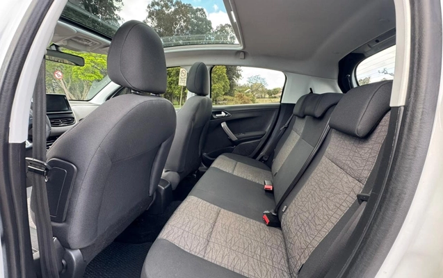 imagem-https://www.socarrao.com.br/sc-vehicle-images-prod/3589055/1788359584675-V2hhdHNBcHAgSW1hZ2UgMjAyNi0wOS0wMiBhdCAxMC41NC41NCAoMykuanBlZw.jpeg