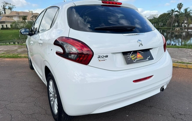 imagem-https://www.socarrao.com.br/sc-vehicle-images-prod/3589055/1788359584798-V2hhdHNBcHAgSW1hZ2UgMjAyNi0wOS0wMiBhdCAxMC41NC41NyAoMSkuanBlZw.jpeg