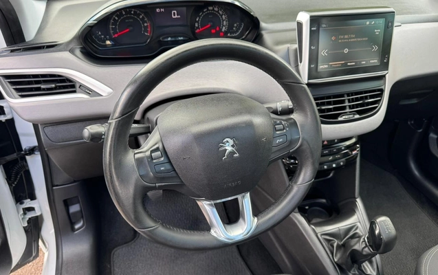 imagem-https://www.socarrao.com.br/sc-vehicle-images-prod/3589055/1788359585055-V2hhdHNBcHAgSW1hZ2UgMjAyNi0wOS0wMiBhdCAxMC41NC41NSAoMSkuanBlZw.jpeg