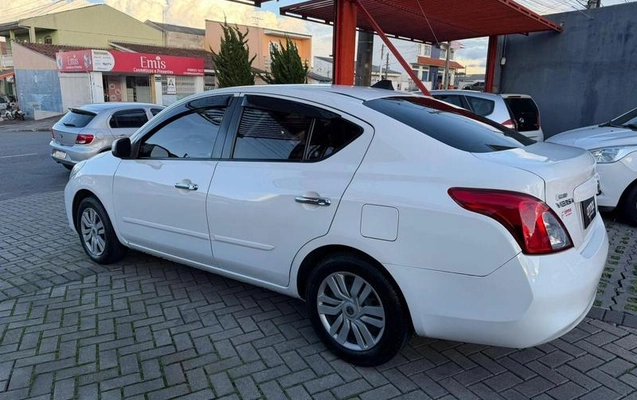 imagem-https://www.socarrao.com.br/sc-vehicle-images-prod/3589082/1788359605604-8433902_6_B_328dbe4e37.jpeg