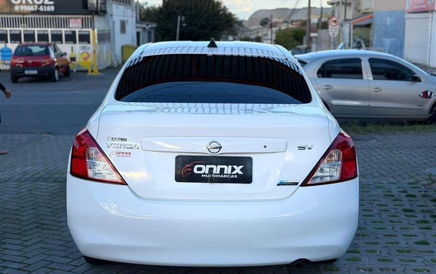 imagem-https://www.socarrao.com.br/sc-vehicle-images-prod/3589082/1788359605604-8433902_8_B_0b410ff498.jpeg