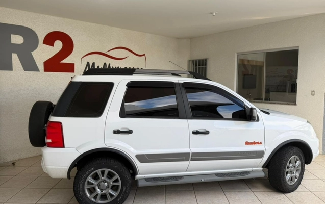 imagem-https://www.socarrao.com.br/sc-vehicle-images-prod/3589374/1788360060808-KgX1dP0LYpMhiEtz5iyEwQEUguAAVnJ1.jpg