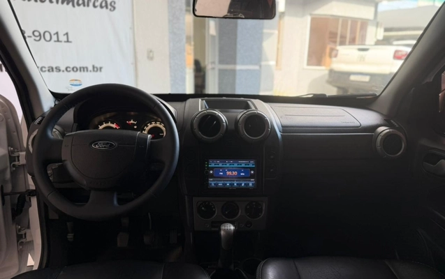 imagem-https://www.socarrao.com.br/sc-vehicle-images-prod/3589374/1788360060819-IgXAJ3gfgc0giL8jIxM30M1FcsLISPOT.jpg