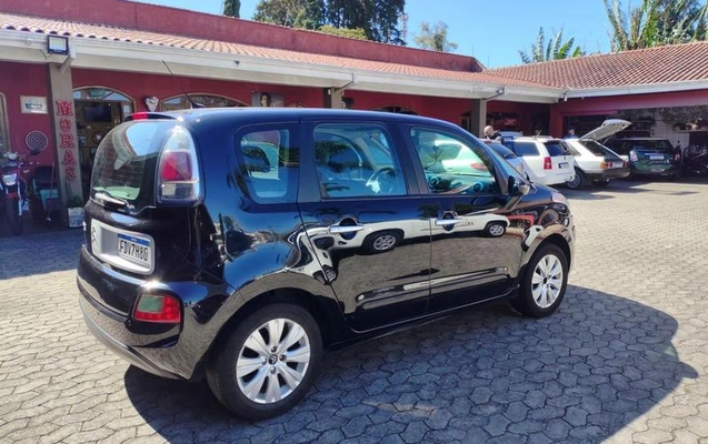 imagem-https://www.socarrao.com.br/sc-vehicle-images-prod/3589580/1788461027419-8438736_12_B_9b407a7919.jpeg
