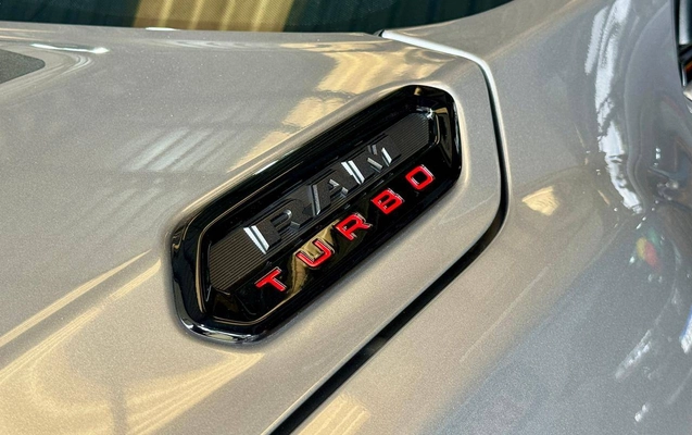 imagem-https://www.socarrao.com.br/sc-vehicle-images-prod/3589634/1788360830418-58d079df3d484e29974accac4eeb3a32_1788360628172.jpg