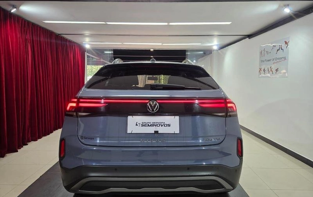 imagem-https://www.socarrao.com.br/sc-vehicle-images-prod/3589709/1788636151303-8442546_7_B_adecc9671f.jpeg