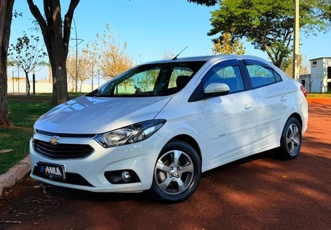 Chevrolet Prisma 2012 Cinza — foto 1 de 3
