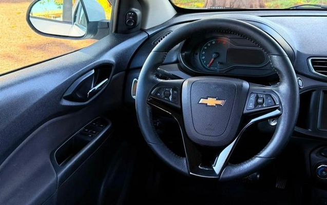 imagem-https://www.socarrao.com.br/sc-vehicle-images-prod/3589750/1788361180287-8414821_5_B_b18d4bdb8e.jpeg