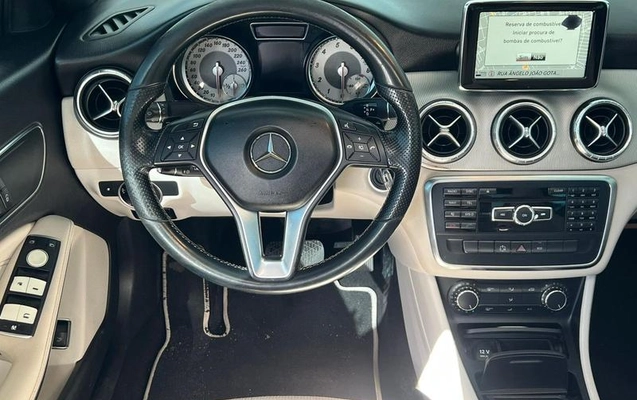 imagem-https://www.socarrao.com.br/sc-vehicle-images-prod/3589756/1789657344821-8442202_6_B_12e4495d65.jpeg