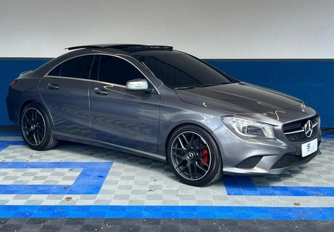 Mercedes-Benz CLA-200 1.6 16V Tb Flex Aut. 2014 Cinza — foto 1 de 3