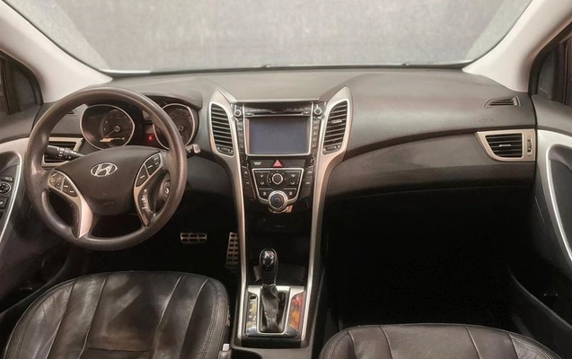imagem-https://www.socarrao.com.br/sc-vehicle-images-prod/3589956/1789170331604-8408257_0_B_5e1a4cca1f.jpeg