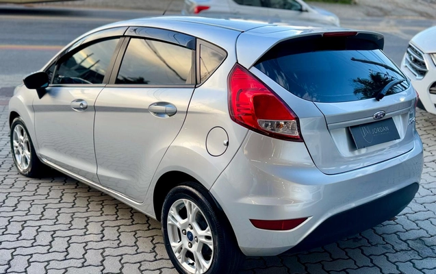 imagem-https://www.socarrao.com.br/sc-vehicle-images-prod/3589957/1789505954717-003_cce5822b2a7bb117a508793ca4f7b430.jpeg
