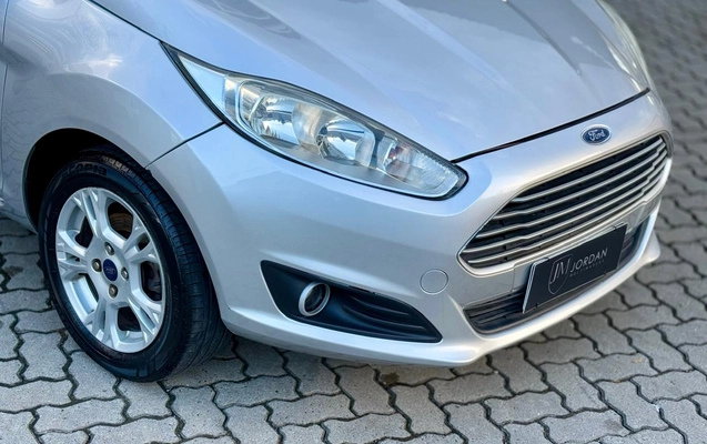 imagem-https://www.socarrao.com.br/sc-vehicle-images-prod/3589957/1789505954719-003_20147ef242f90047d517d9d1644b932d.jpeg