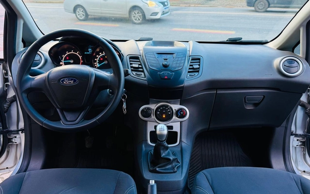 imagem-https://www.socarrao.com.br/sc-vehicle-images-prod/3589957/1789505954728-003_8e7bac8c62d9f553c1522d2512e82d08.jpeg