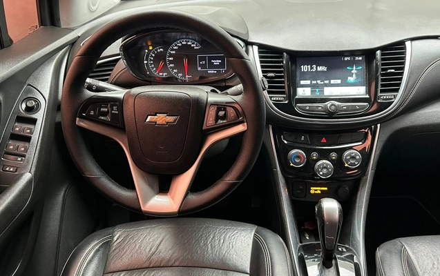 imagem-https://www.socarrao.com.br/sc-vehicle-images-prod/3590173/1788362335005-63d85ac5737a40bd872be9b7c985322e_1788362315880.jpg