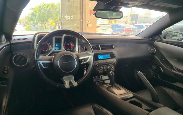 imagem-https://www.socarrao.com.br/sc-vehicle-images-prod/3590213/1789065513812-fc9b3d5ca8504be8aa0e9027c553ec37_1789065428190.jpg