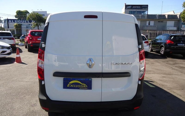 imagem-https://www.socarrao.com.br/sc-vehicle-images-prod/3590314/1788362874469-8401115_3_B_4eea803fbe.jpeg