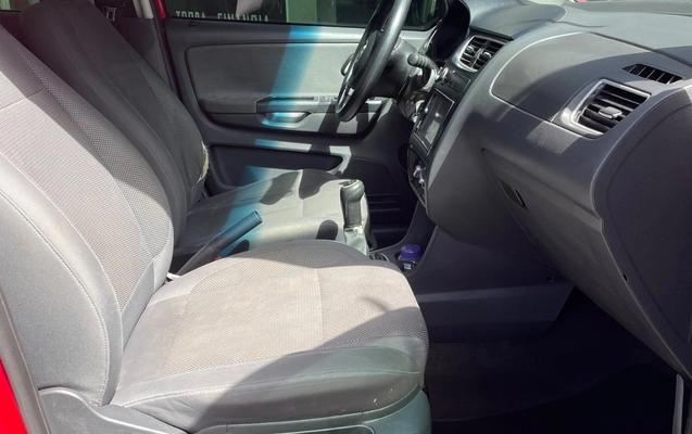 imagem-https://www.socarrao.com.br/sc-vehicle-images-prod/3590358/1788363060190-SU1HXzYyMDEuanBlZw.jpeg