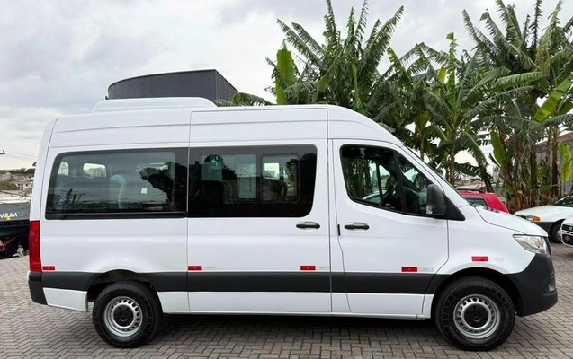imagem-https://www.socarrao.com.br/sc-vehicle-images-prod/3590529/1788363419968-8442556_3_B_06b2268257.jpeg