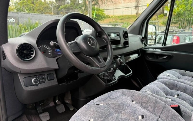 imagem-https://www.socarrao.com.br/sc-vehicle-images-prod/3590529/1788363419971-8442556_6_B_8b0da47497.jpeg