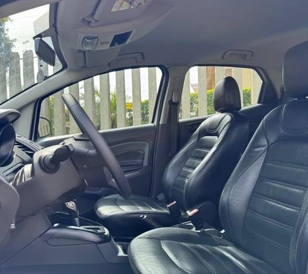 imagem-https://www.socarrao.com.br/sc-vehicle-images-prod/3590584/1790110288899-8084608_15_B_7bd185d507.jpeg