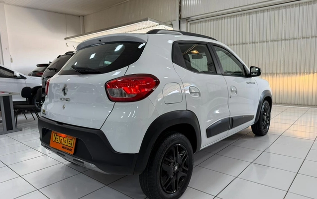 imagem-https://www.socarrao.com.br/sc-vehicle-images-prod/3590743/1788363829739-V2hhdHNBcHAgSW1hZ2UgMjAyNi0wOS0wMiBhdCAxMi4zMC4zNi5qcGVn.jpeg