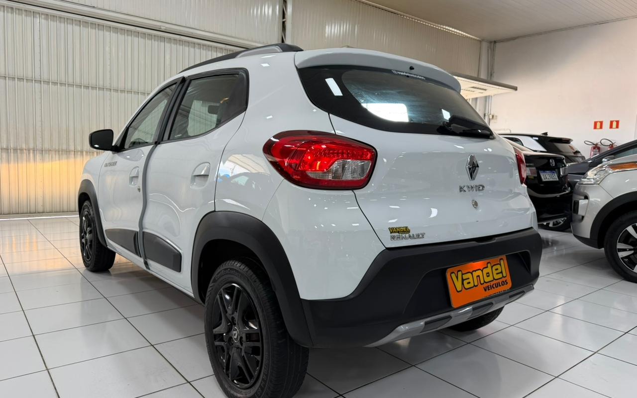 imagem-https://www.socarrao.com.br/sc-vehicle-images-prod/3590743/1788363830055-V2hhdHNBcHAgSW1hZ2UgMjAyNi0wOS0wMiBhdCAxMi4zMC4zNSAoMykuanBlZw.jpeg