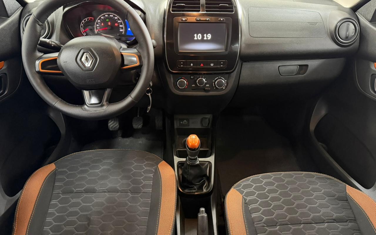 imagem-https://www.socarrao.com.br/sc-vehicle-images-prod/3590743/1788363830179-V2hhdHNBcHAgSW1hZ2UgMjAyNi0wOS0wMiBhdCAxMi4zMC4zNiAoMykuanBlZw.jpeg