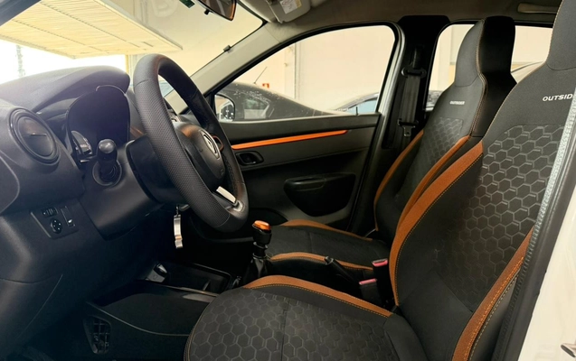 imagem-https://www.socarrao.com.br/sc-vehicle-images-prod/3590743/1788363830587-V2hhdHNBcHAgSW1hZ2UgMjAyNi0wOS0wMiBhdCAxMi4zMC4zNyAoMSkuanBlZw.jpeg