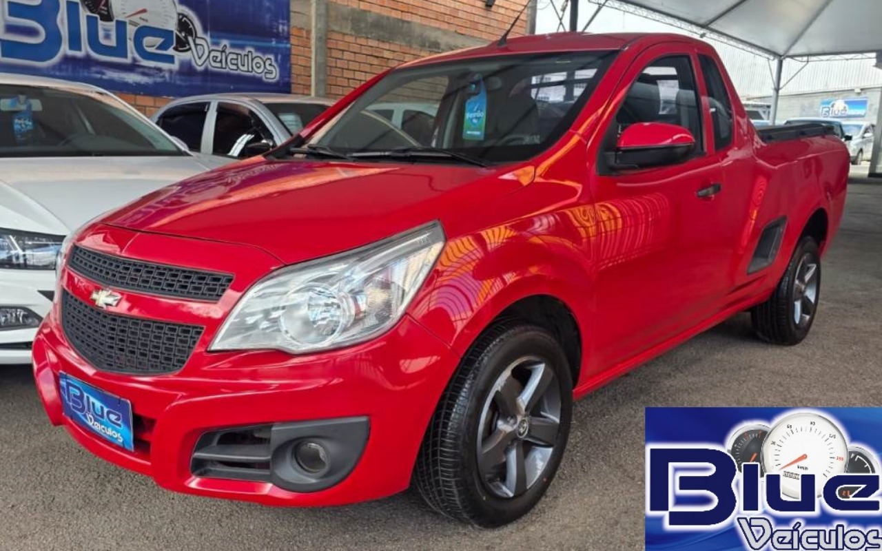 Chevrolet Montana 2015 Vermelho — foto 1 de 3